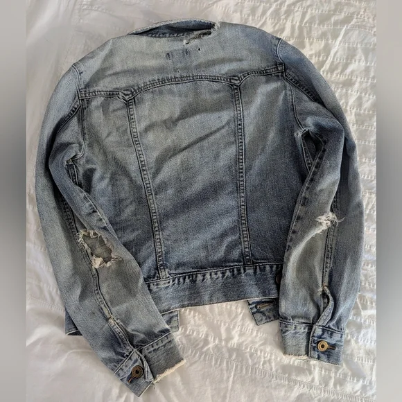 GAP Denim Jean Jacket Medium Wash Distressed Look - Cotton - Picture 6 of 9